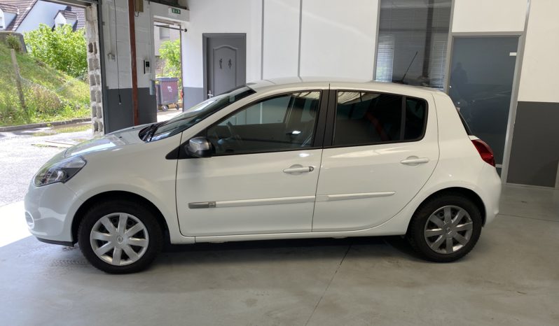 RENAULT CLIO III Night&Day dCi 75 eco2 complet