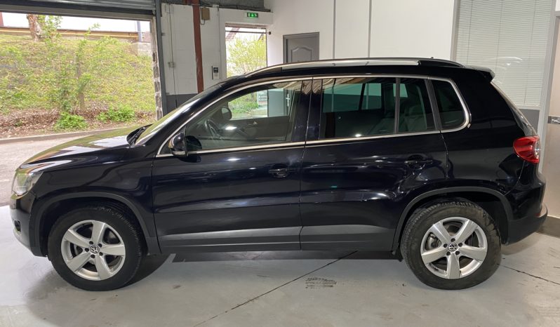 VOLKSWAGEN TIGUAN 1.4 TSI 150 Confortline 4Motion complet