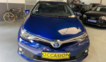 TOYOTA AURIS Hybride 136h Executive complet