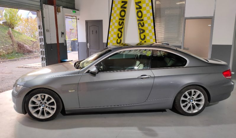 BMW SERIE 3 COUPE E92 335i 306ch Luxe Steptronic A complet