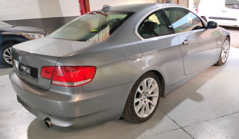 BMW SERIE 3 COUPE E92 335i 306ch Luxe Steptronic A complet