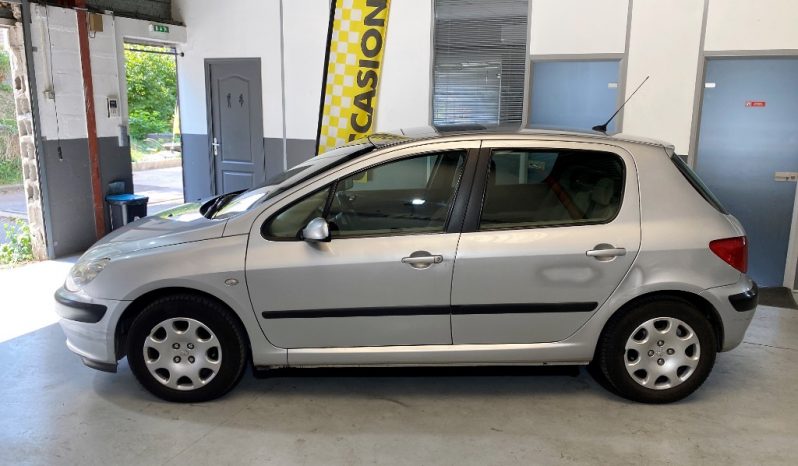 PEUGEOT 307 1.6i 16V XT Premium A complet