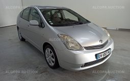 toyota_prius_d9bc6be86cc8a94eccbebcbb