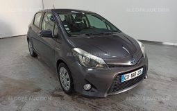 toyota_yaris_hybride_086504720a55dceac85ffad4
