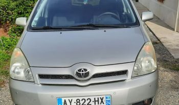 TOYOTA COROLLA VERSO 136 D-4D 7pl Linéa Sol complet