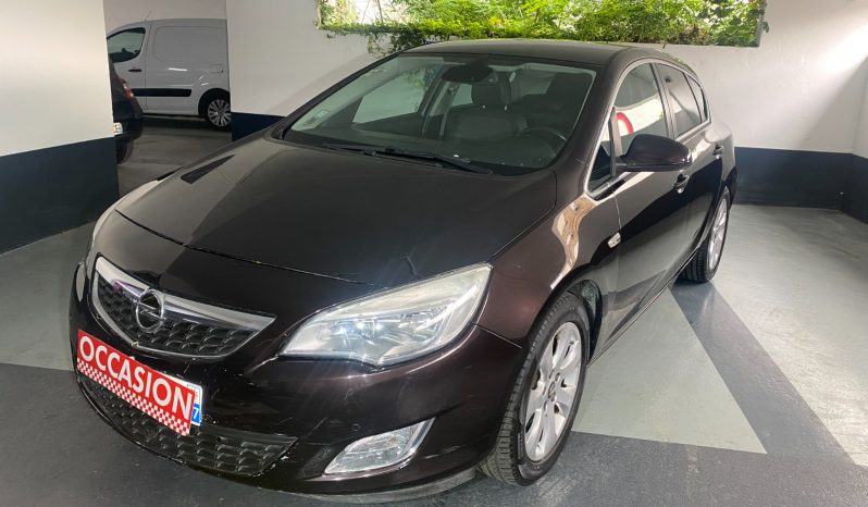 OPEL ASTRA 1.7 CDTI 110 ch FAP Cosmo complet