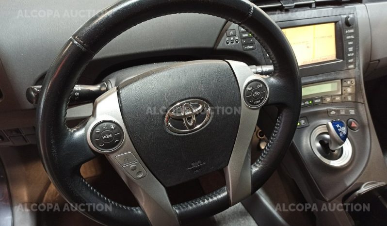 TOYOTA PRIUS 136h Active complet