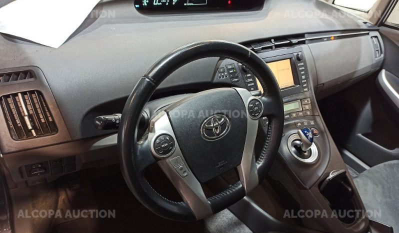 TOYOTA PRIUS 136h Active complet