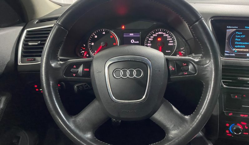 AUDI Q5 2.0 TDI 143 DPF Quattro Avus complet